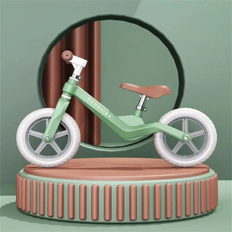 Outdoor Children's Balance Bike Toys Without Foot Pedal Baby Sports Training Walker Bicycle Inflatable Tires Best Gift for Kids Pinochio