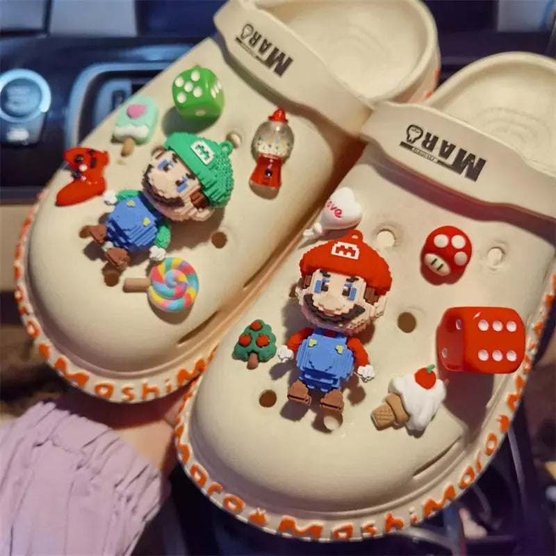 Super Mario Mania Shoe Decor Set - Pinochio